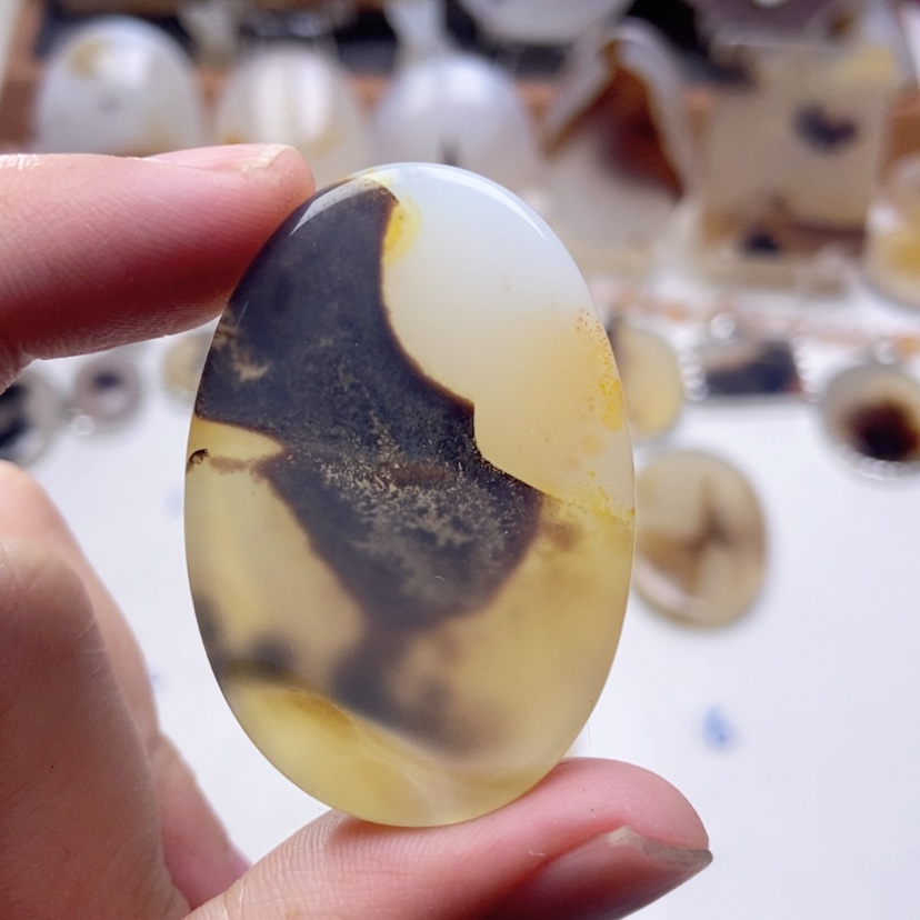 【闪购商品】玛瑙/玉髓颈饰未镶嵌