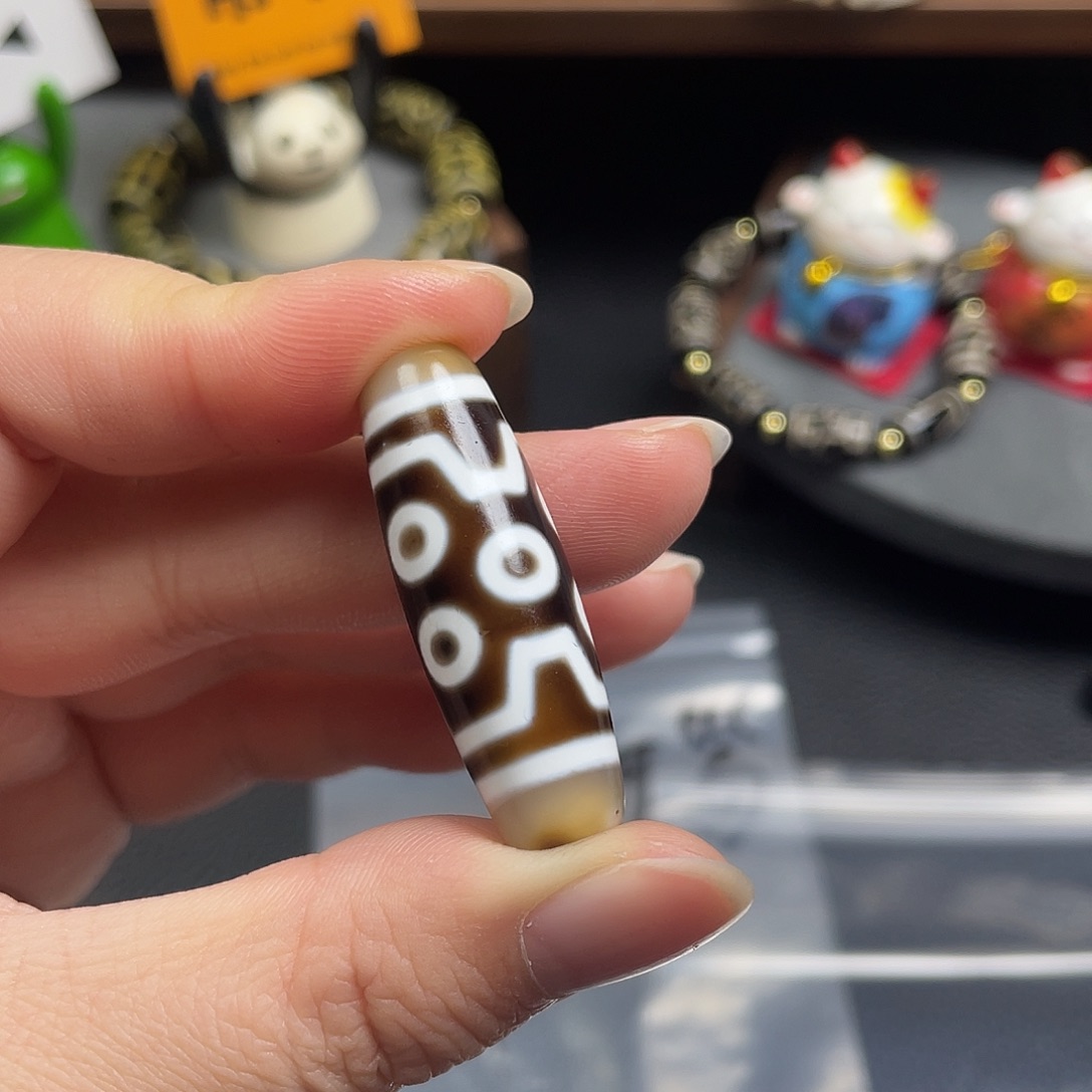 吃***》玛瑙/玉髓未镶嵌颈饰