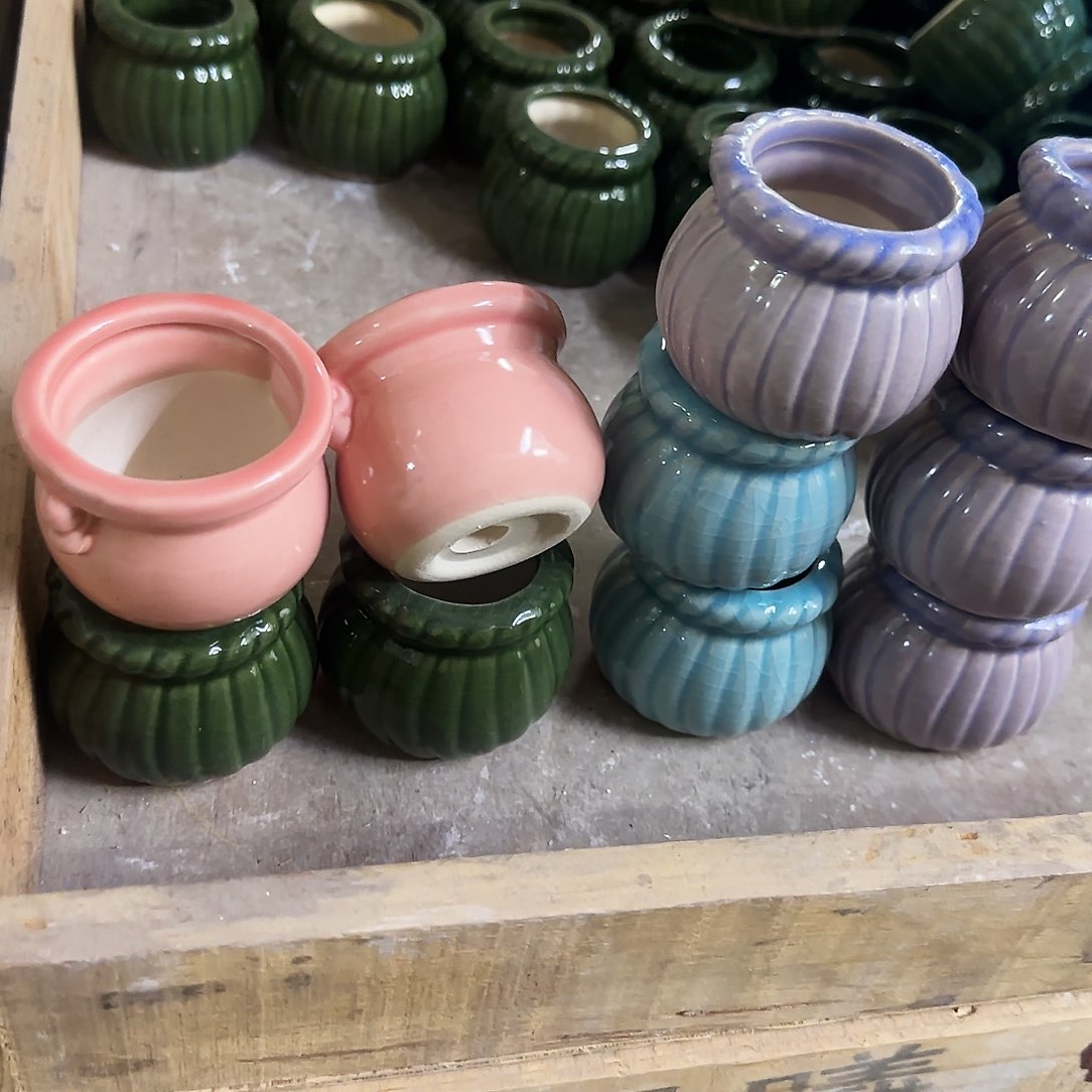 10个福利局库存尾单·有孔花盆当天满9元发