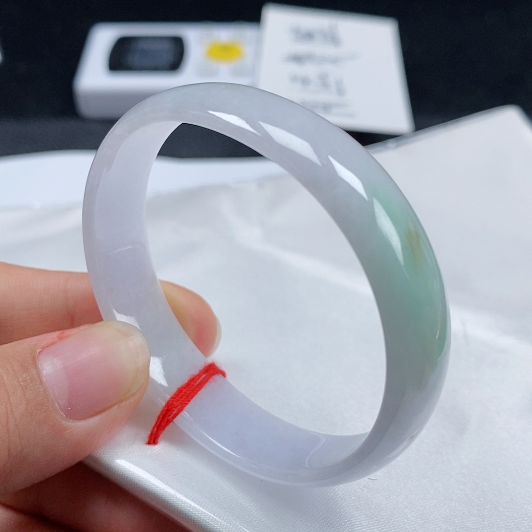 【闪购商品】翡翠手镯（贵妃镯）未镶嵌270号