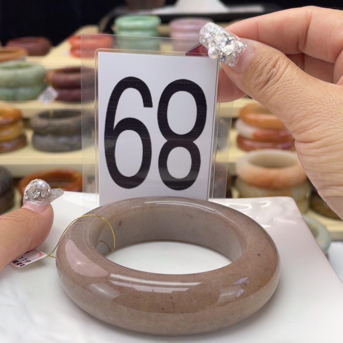 【闪购商品】石英质玉手镯未镶嵌