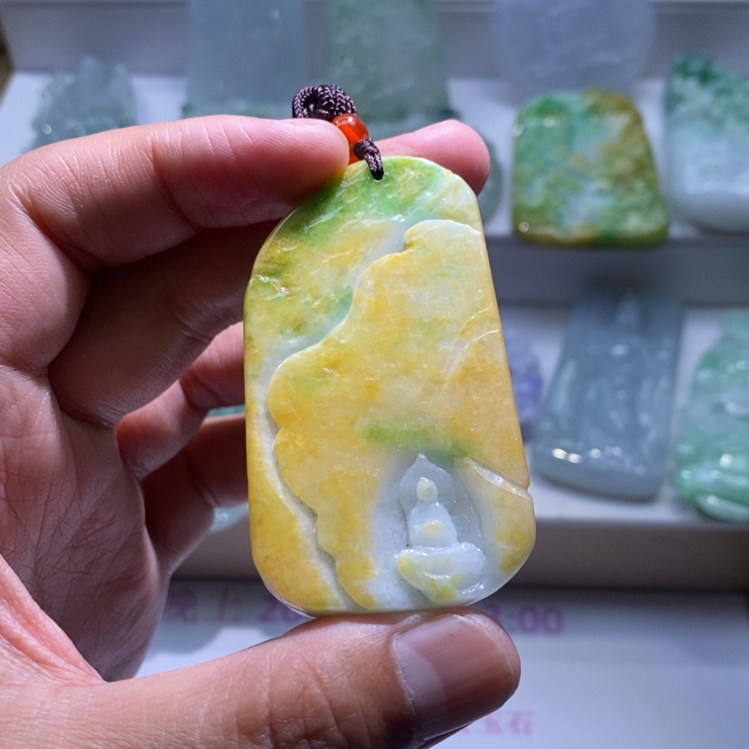 【闪购商品】翡翠颈饰未镶嵌悟道