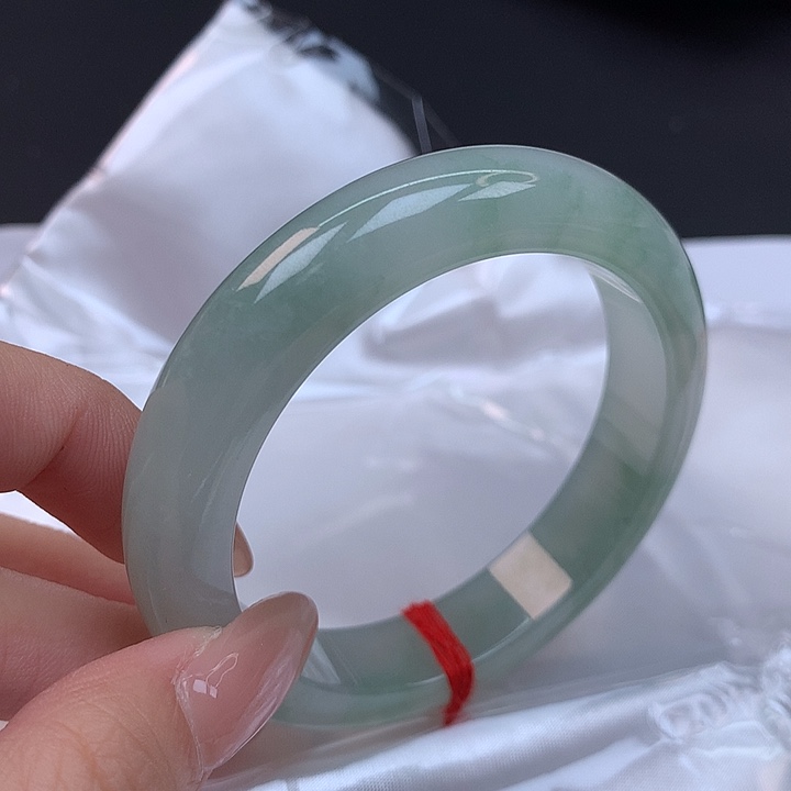 翡翠未镶嵌手镯53