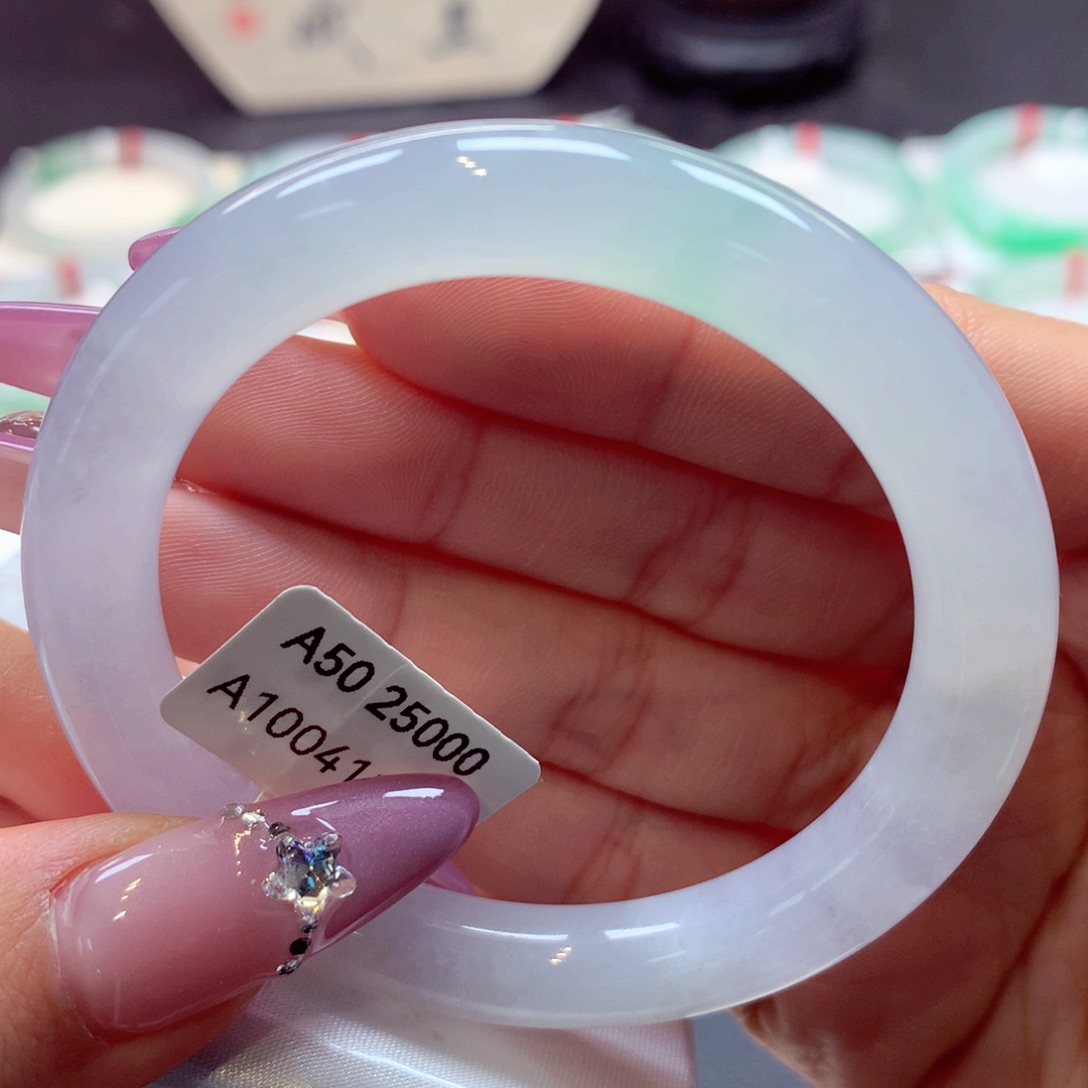 翡翠手镯未镶嵌圆条30号66