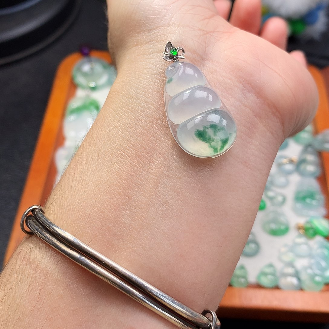 吊坠(不含链)未镶嵌翡翠福豆