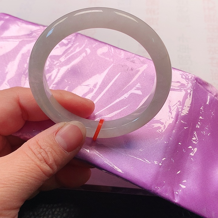 翡翠手镯未镶嵌翡翠069