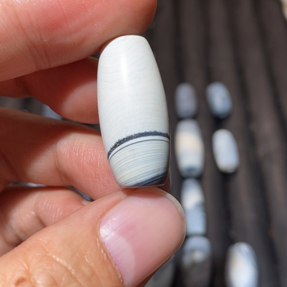 玛瑙/玉髓颈饰未镶嵌伐*