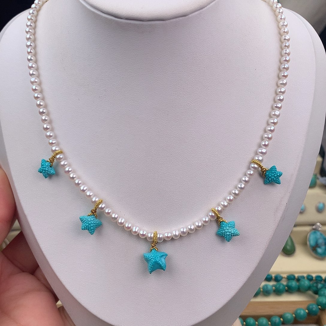 绿松石未镶嵌颈饰