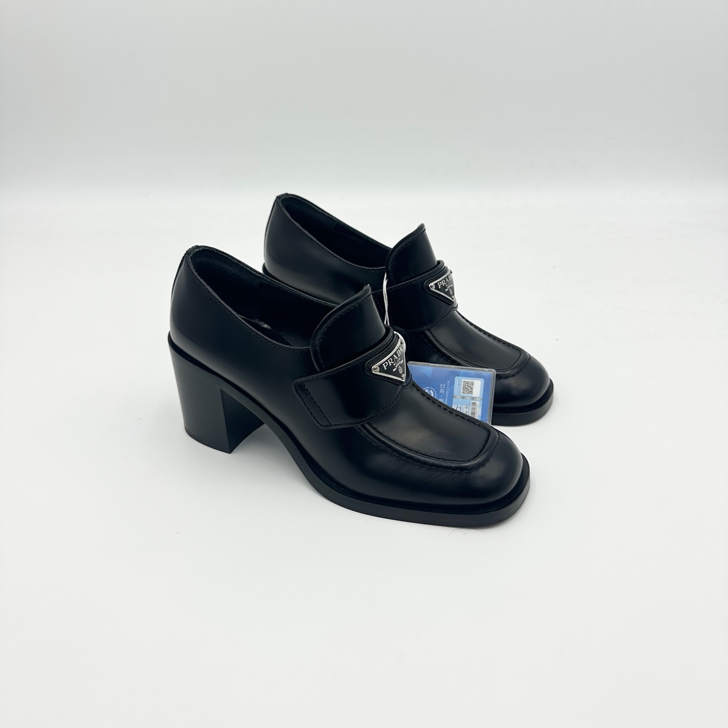 99新 Prada/普拉达 35.5码/黑色三角标粗跟乐福鞋/99新/pp0057