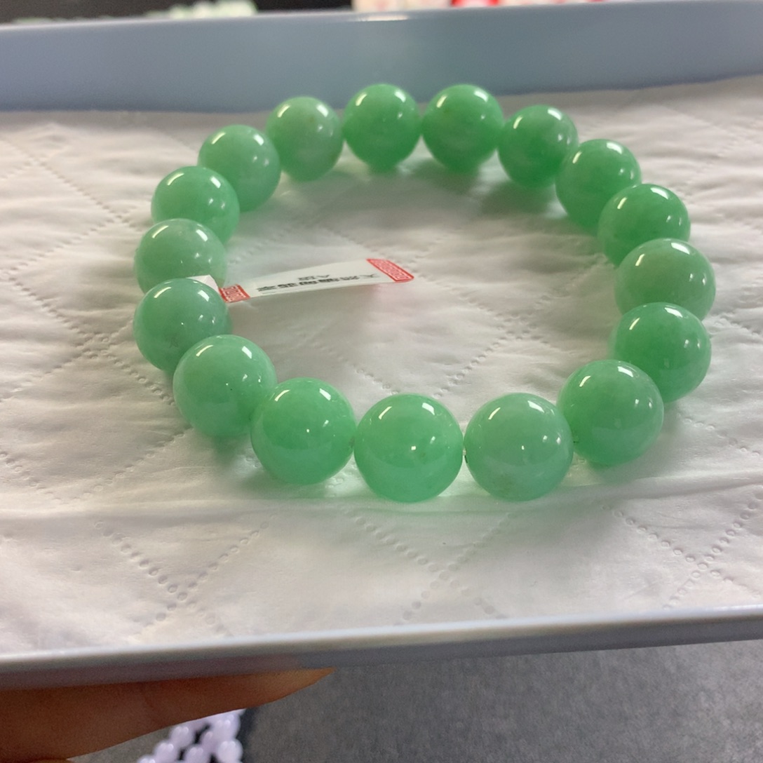 翡翠未镶嵌颈饰手串