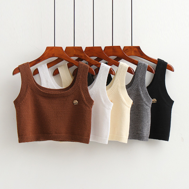 春夏季百搭色短款外穿徽章减龄马甲女毛衣背心吊带上衣小马夹