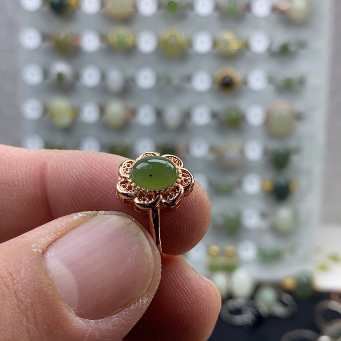 和田玉（碧玉）未镶嵌戒指