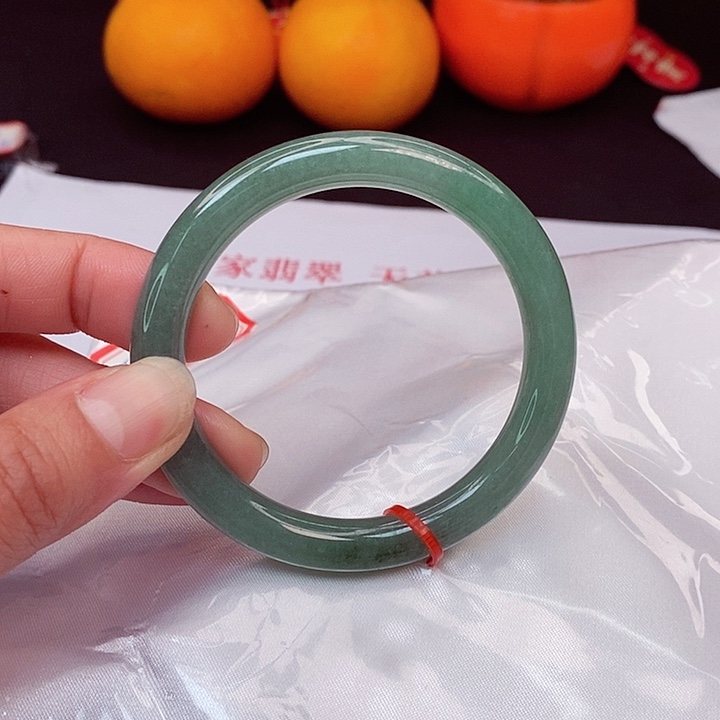 翡翠手镯未镶嵌54圆255