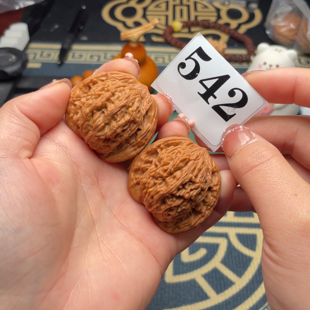 文玩核桃吊坠40全品虎头542号