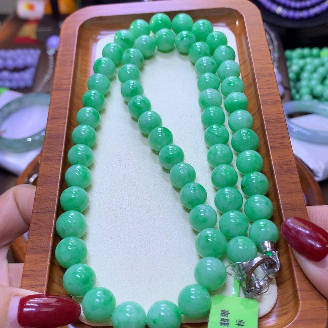 【闪购商品】翡翠颈饰未镶嵌翡翠