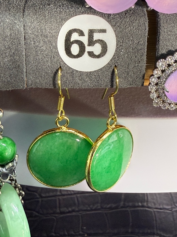 天然缅甸翡翠A货耳饰 65