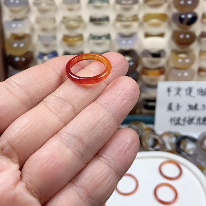 未镶嵌戒指玛瑙/玉髓倾****音不退不换