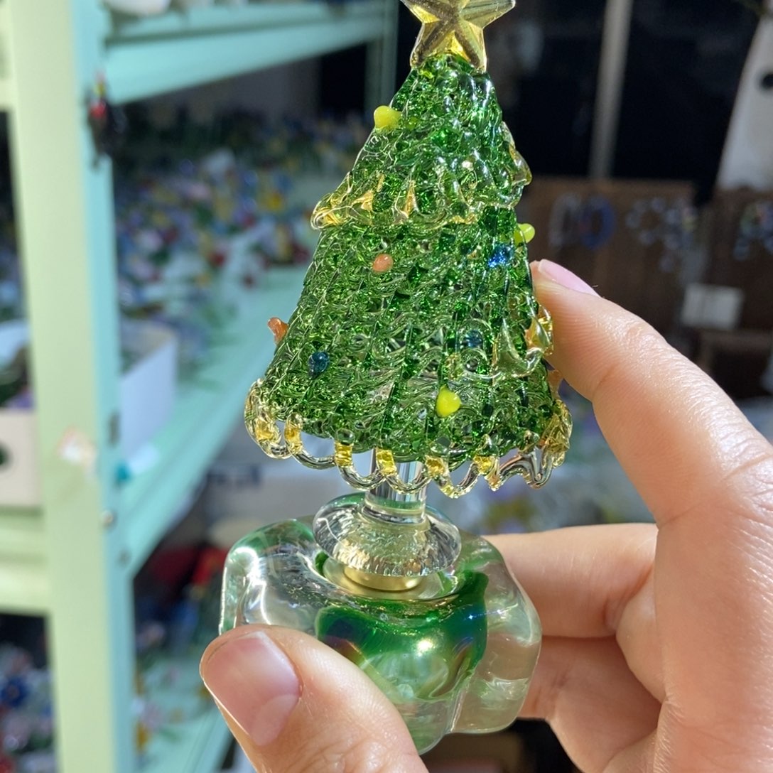 琉璃手工艺品绿金带底座