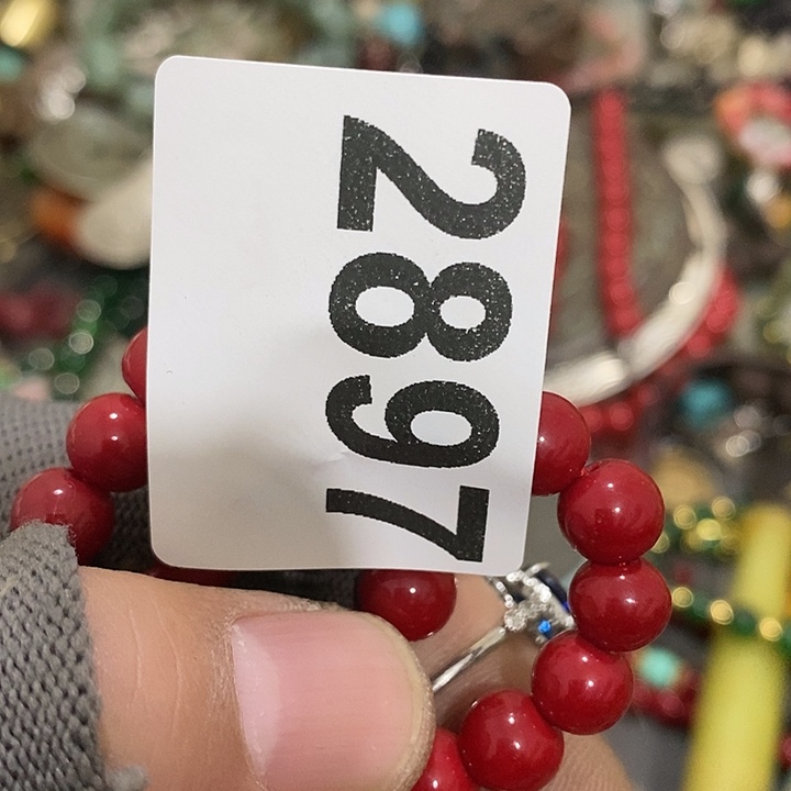 ?**?摆件等各种工具的2897