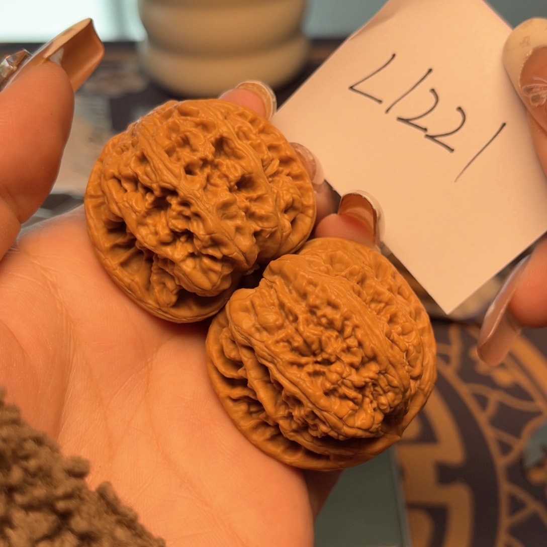 文玩核桃把件粗筋41