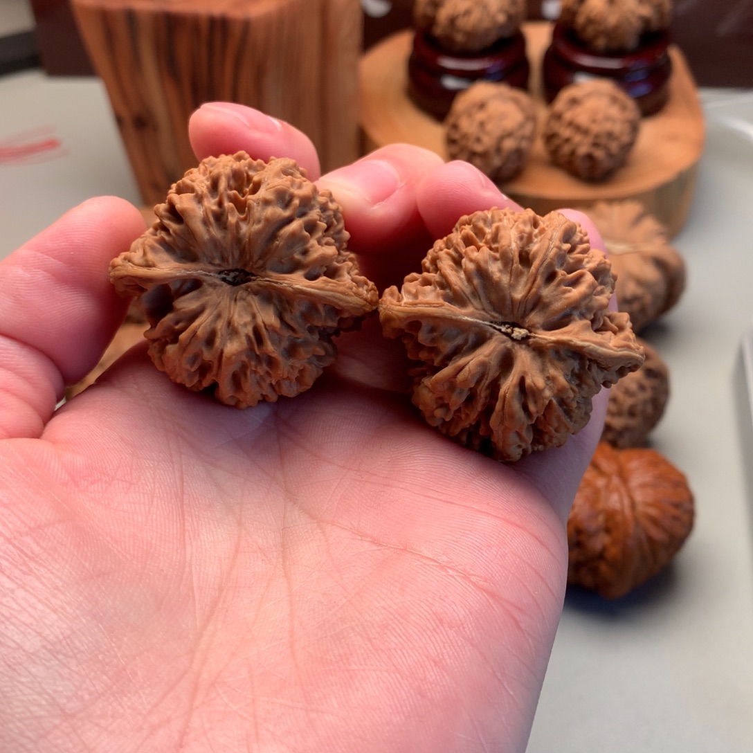 铝****文玩核桃吊坠精品满天星