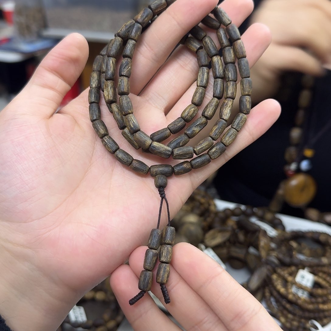 沉香木手串白棋沉水树心 21 克多样性发一