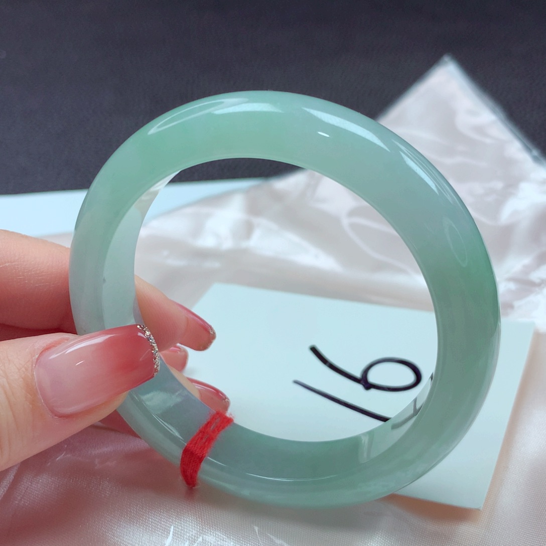 翡翠手镯未镶嵌手镯56