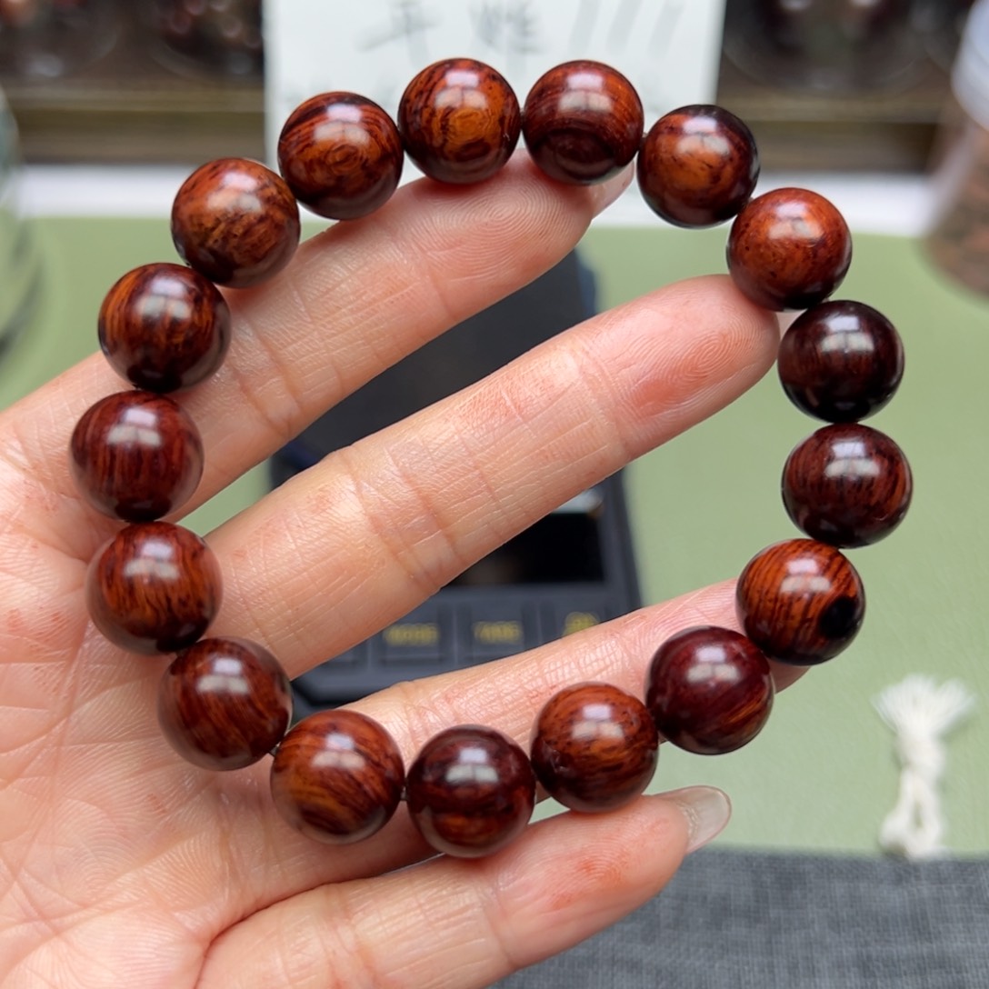 降真香其他海南红降1.2圆珠红油底芝麻点微暇