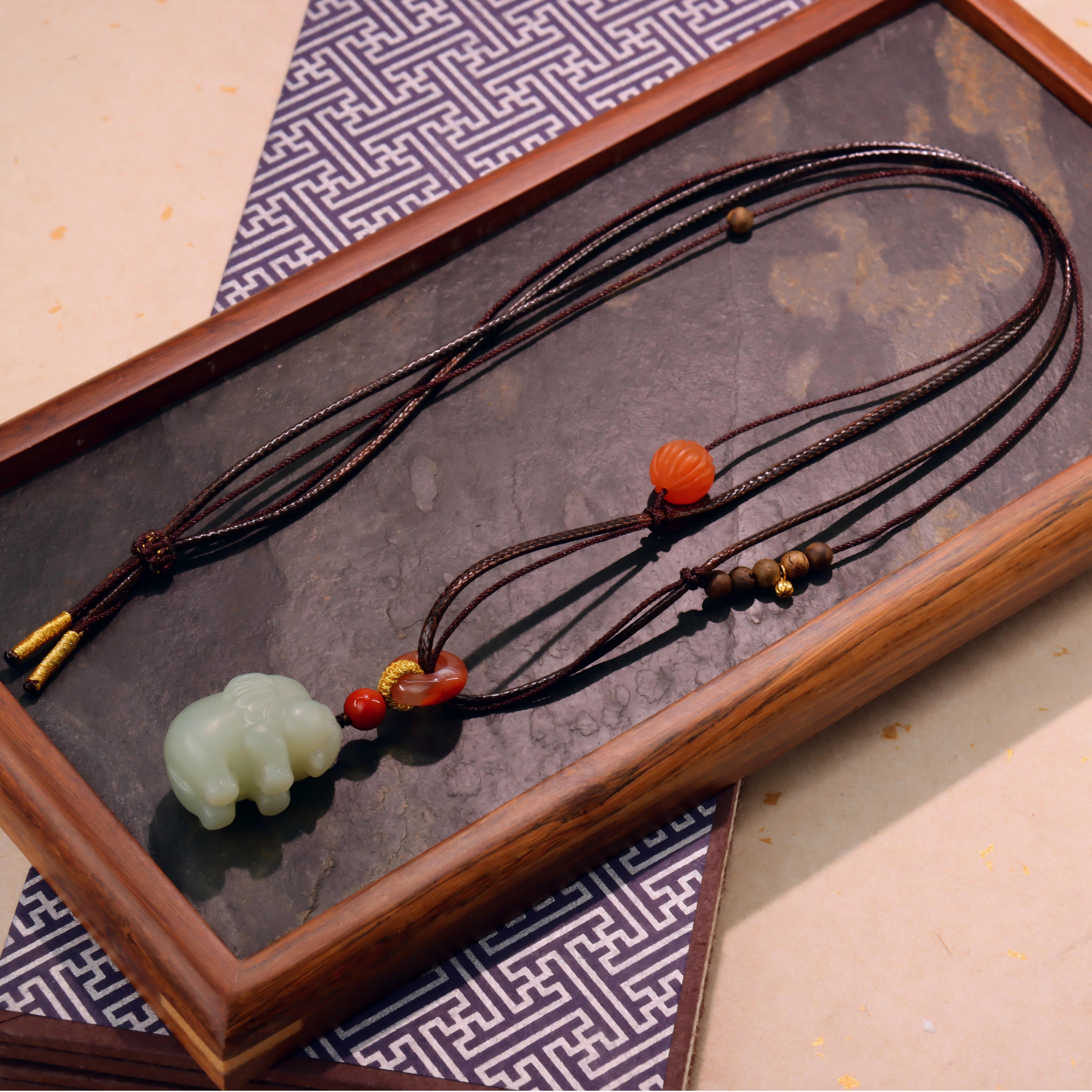 <象神>南红玛瑙和田玉项链18K金