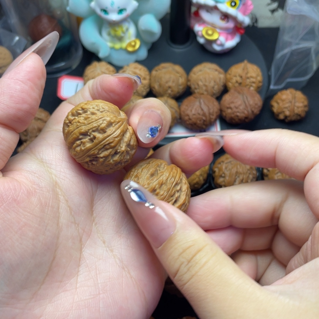 爱***雨文玩核桃吊坠。。。。。。。