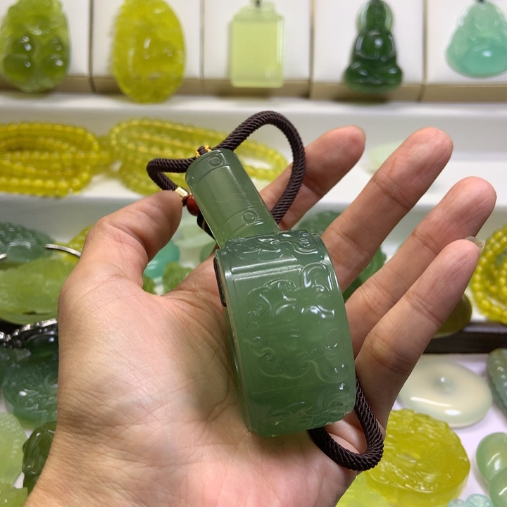 【闪购商品】未镶嵌蛇纹石玉手把✅****司