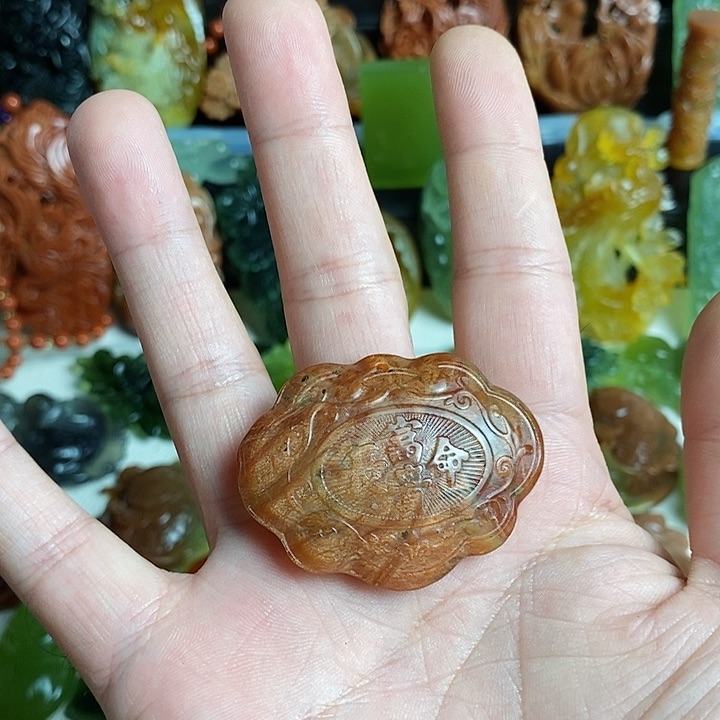 未镶嵌蛇纹石玉颈饰