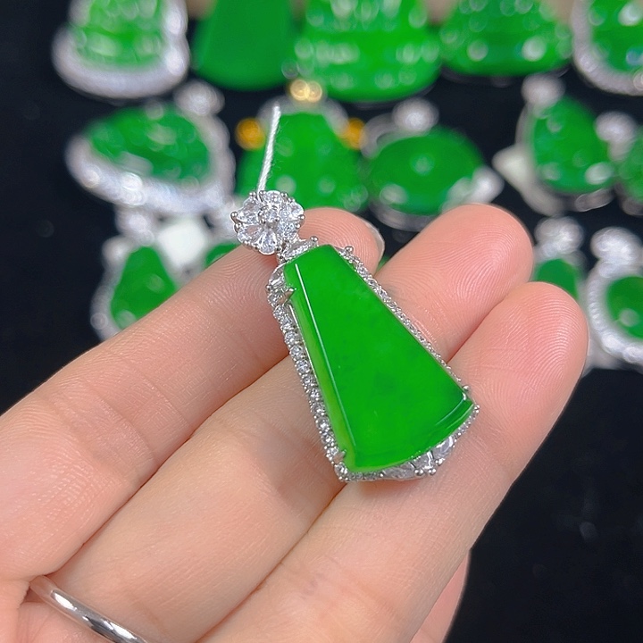 翡翠银S925镶嵌吊坠(不含链)
