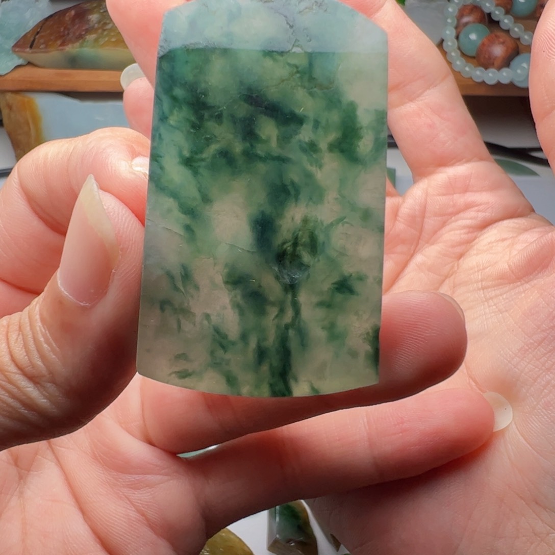 定制翡翠未镶嵌包工