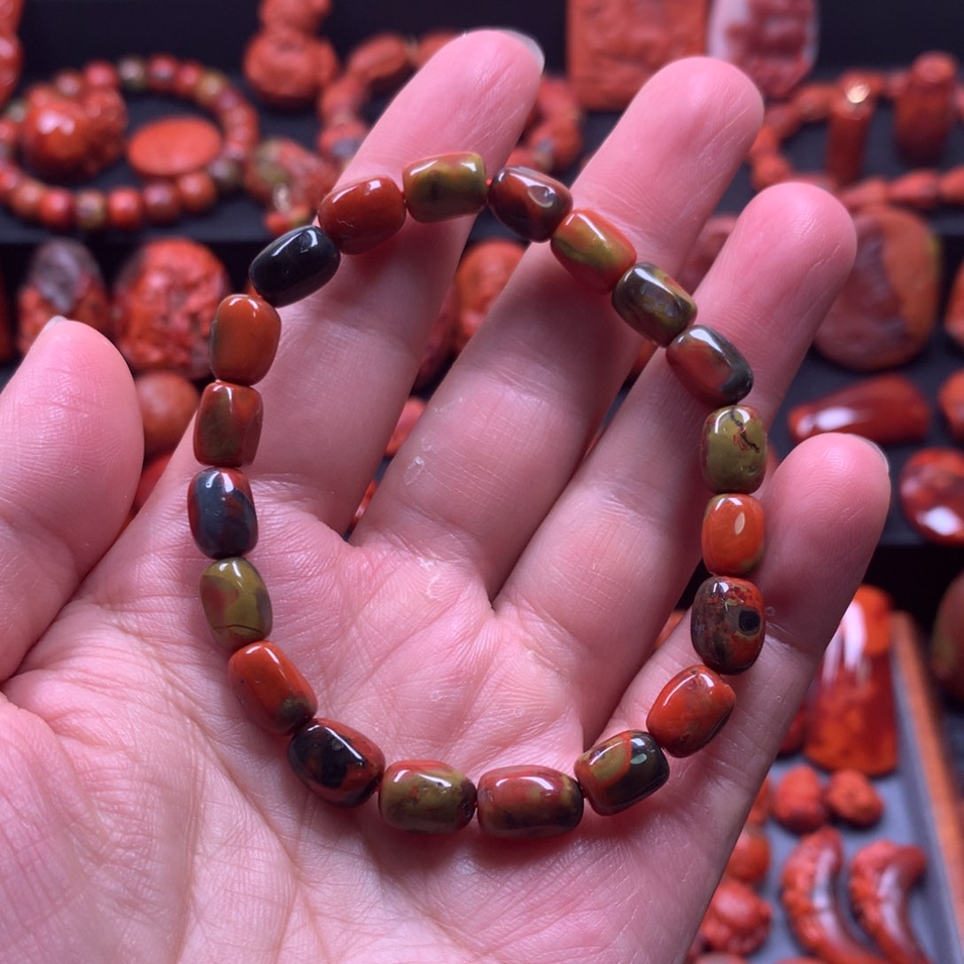 南红玛瑙包浆手串未镶嵌