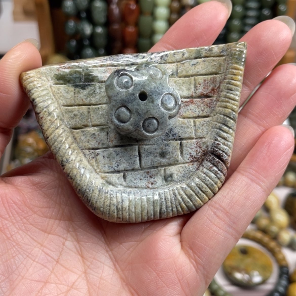 【闪购商品】岫岩河磨玉（透闪石质玉）手把件未镶嵌