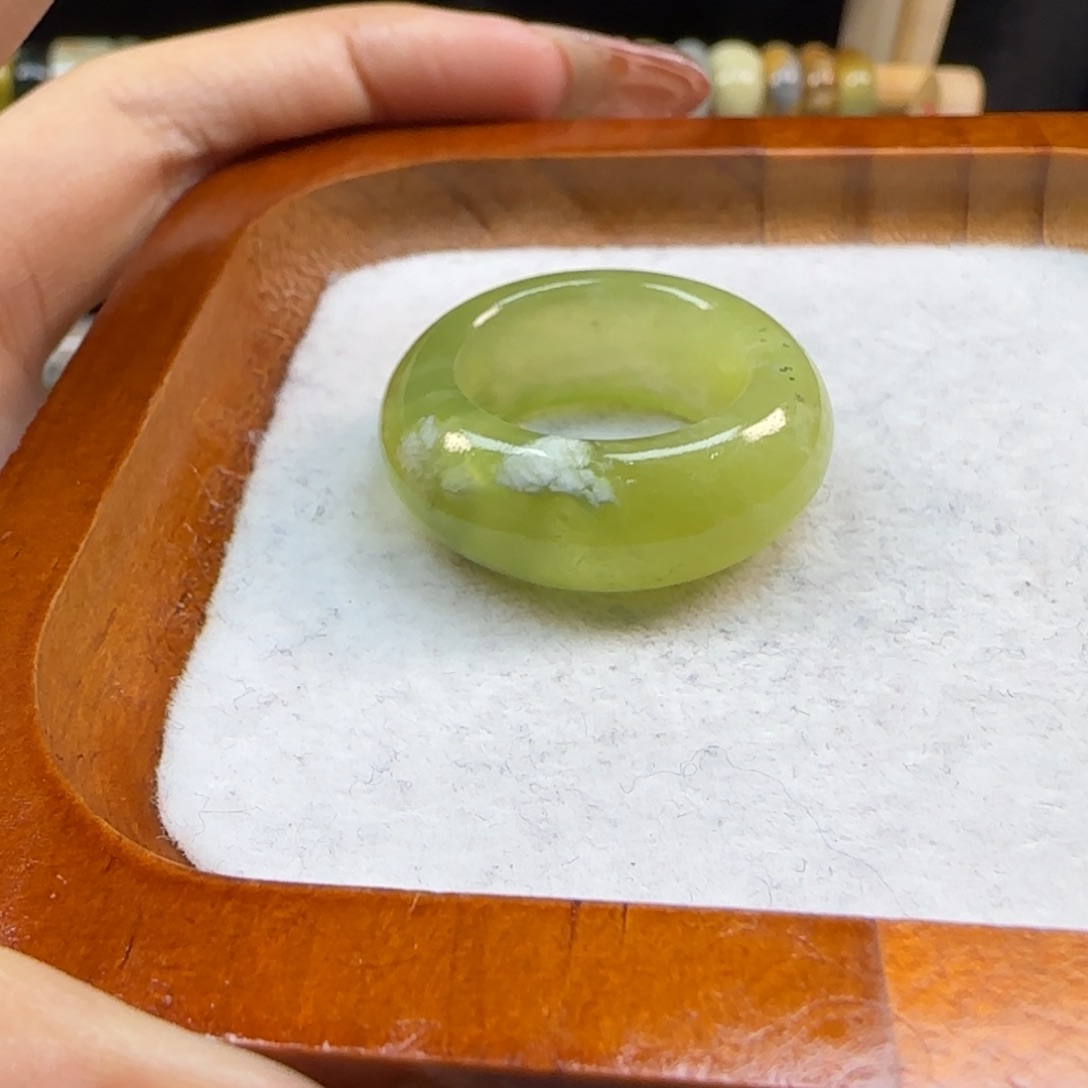 蛇纹石玉合金内径19.2伯***丘