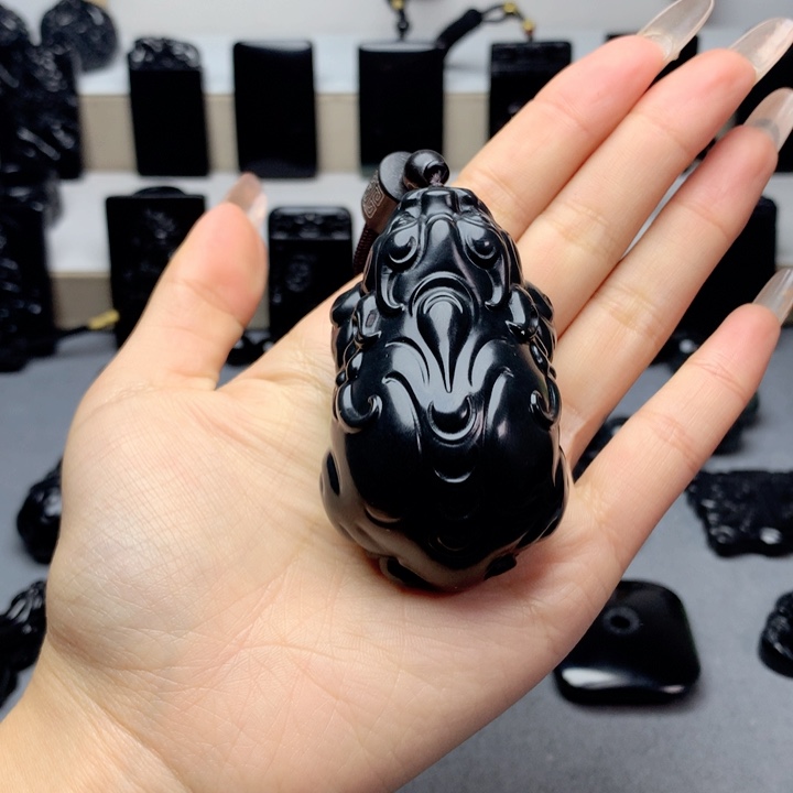 和田玉（墨玉）把件未镶嵌岁**好