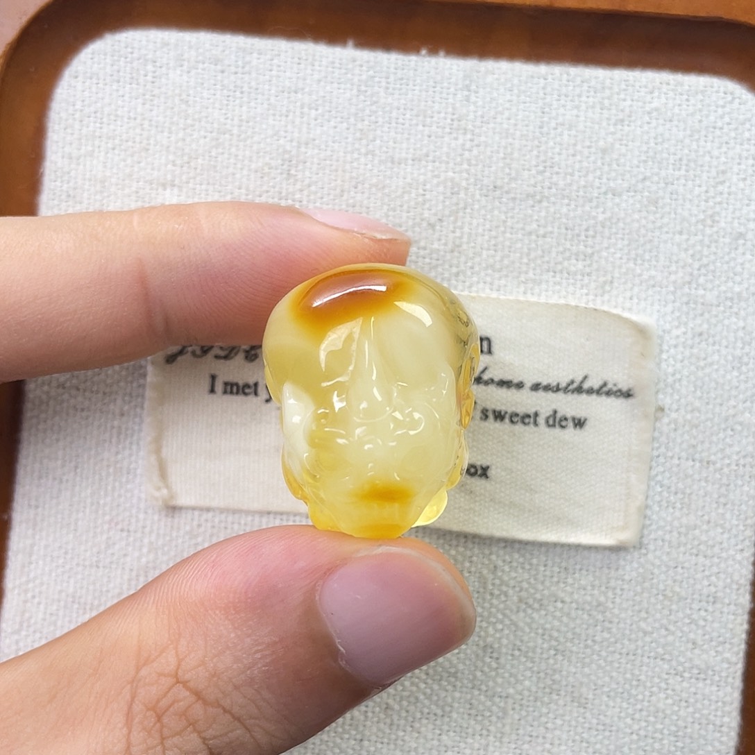 未镶嵌琥珀珠宝奇石貔貅