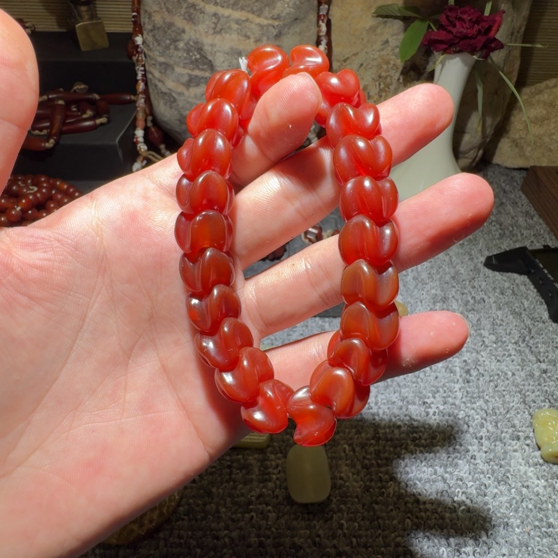 罗***晟玛瑙/玉髓手链合金