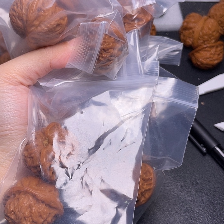 鲁***使文玩核桃吊坠宫灯10对