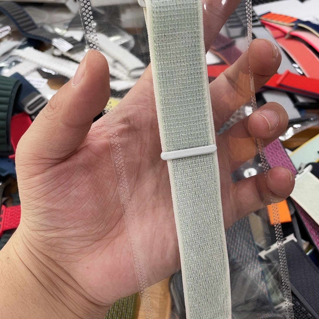 准新品亮云杉大表盘