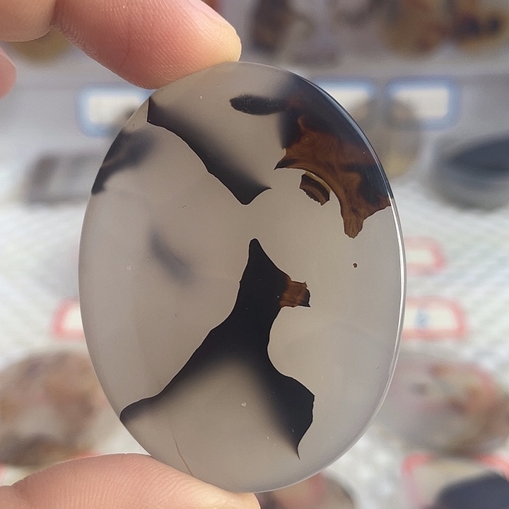 合金颈饰玛瑙/玉髓