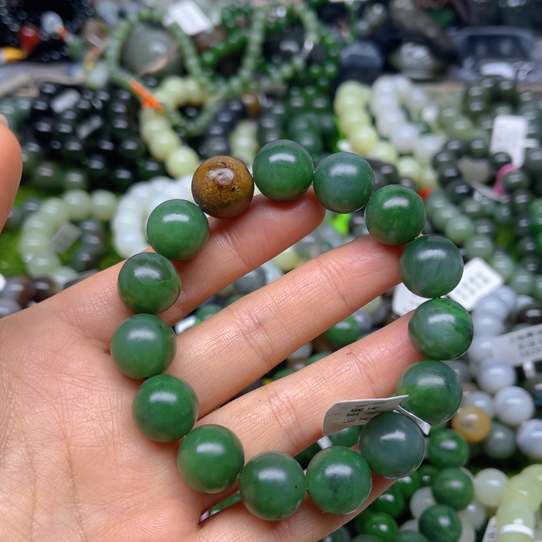 和田玉未镶嵌手链