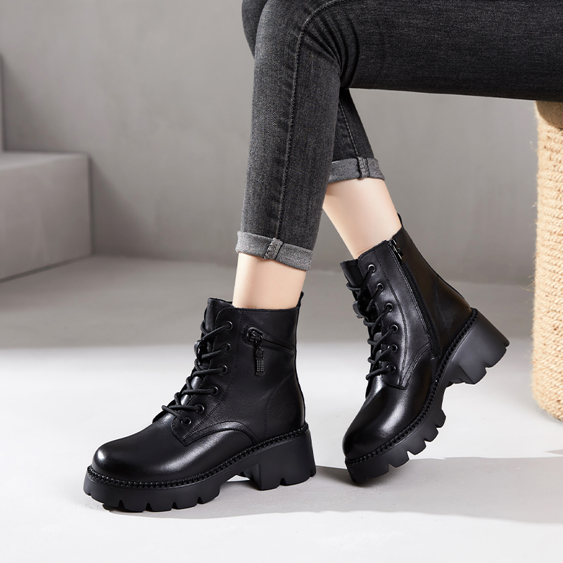 头层牛皮马丁靴女2025秋冬季新款真皮秀气基础系带通勤短靴子女士