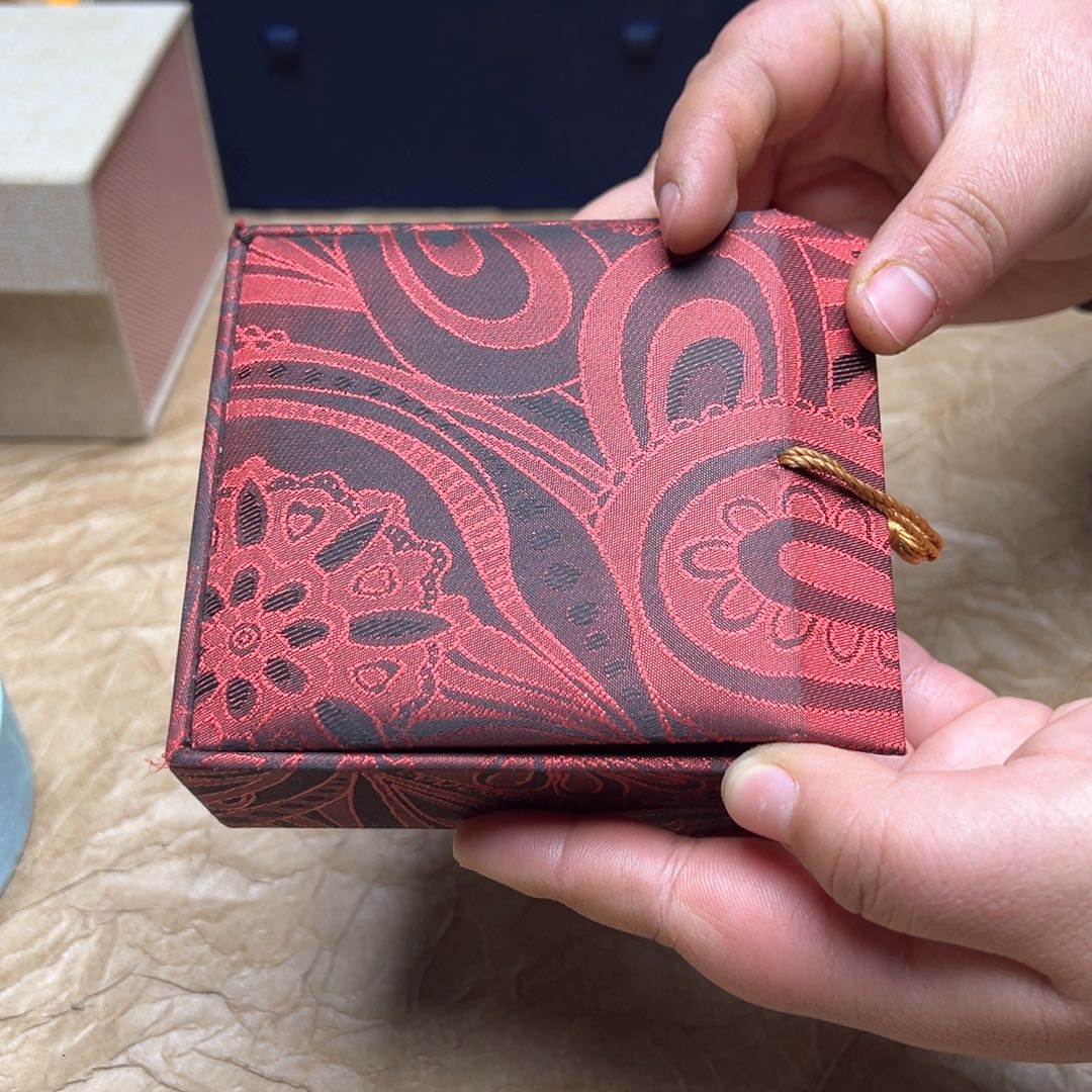 大叶紫檀（黑酸枝木类）