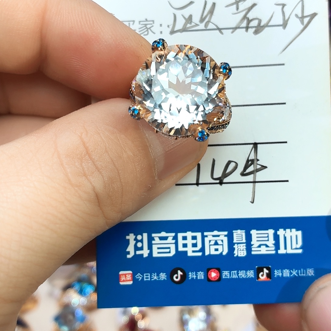 欧***莎托帕石戒指银S925镶嵌