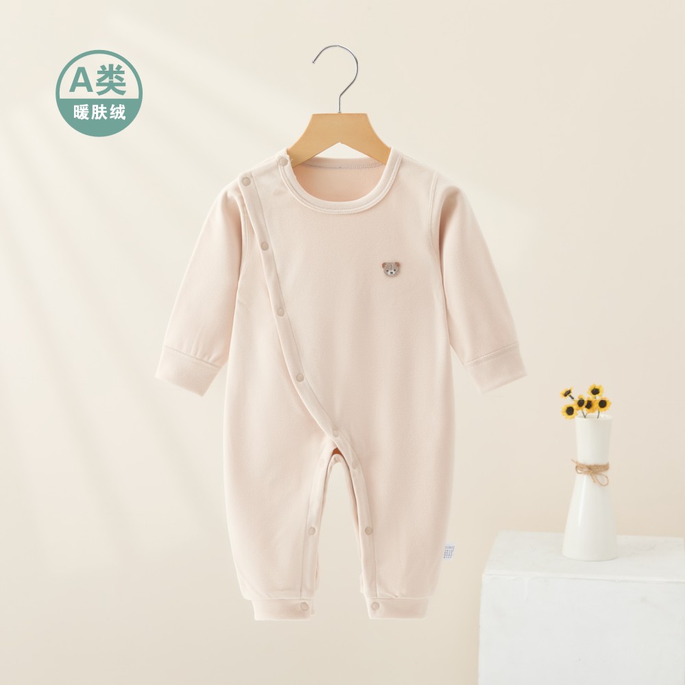 婴儿衣服无骨保暖连体衣秋冬款0-12个月男女宝宝秋冬打底外出哈衣