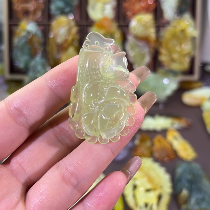 未镶嵌蛇纹石玉颈饰