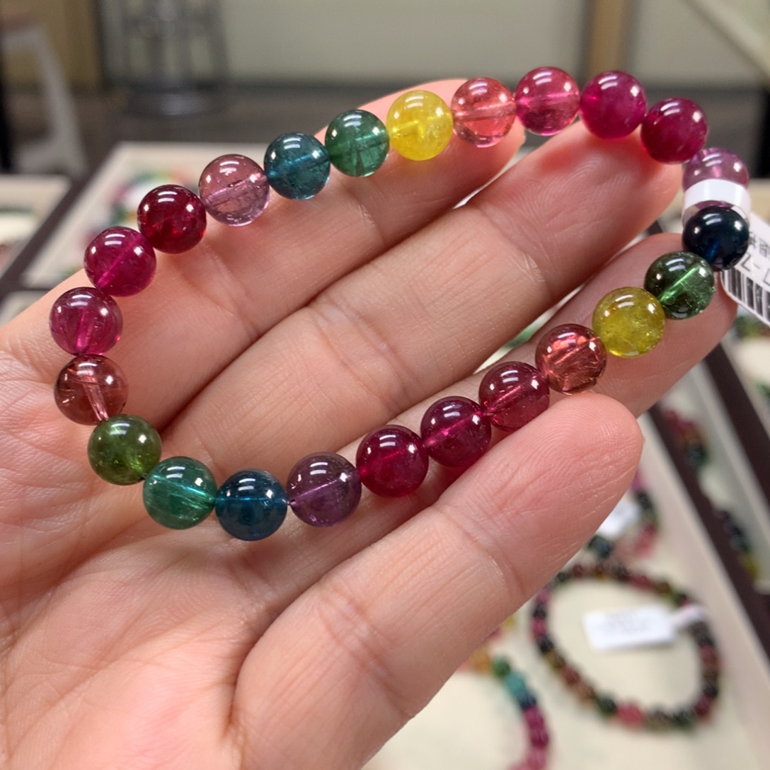 未镶嵌碧玺手链7.9左右